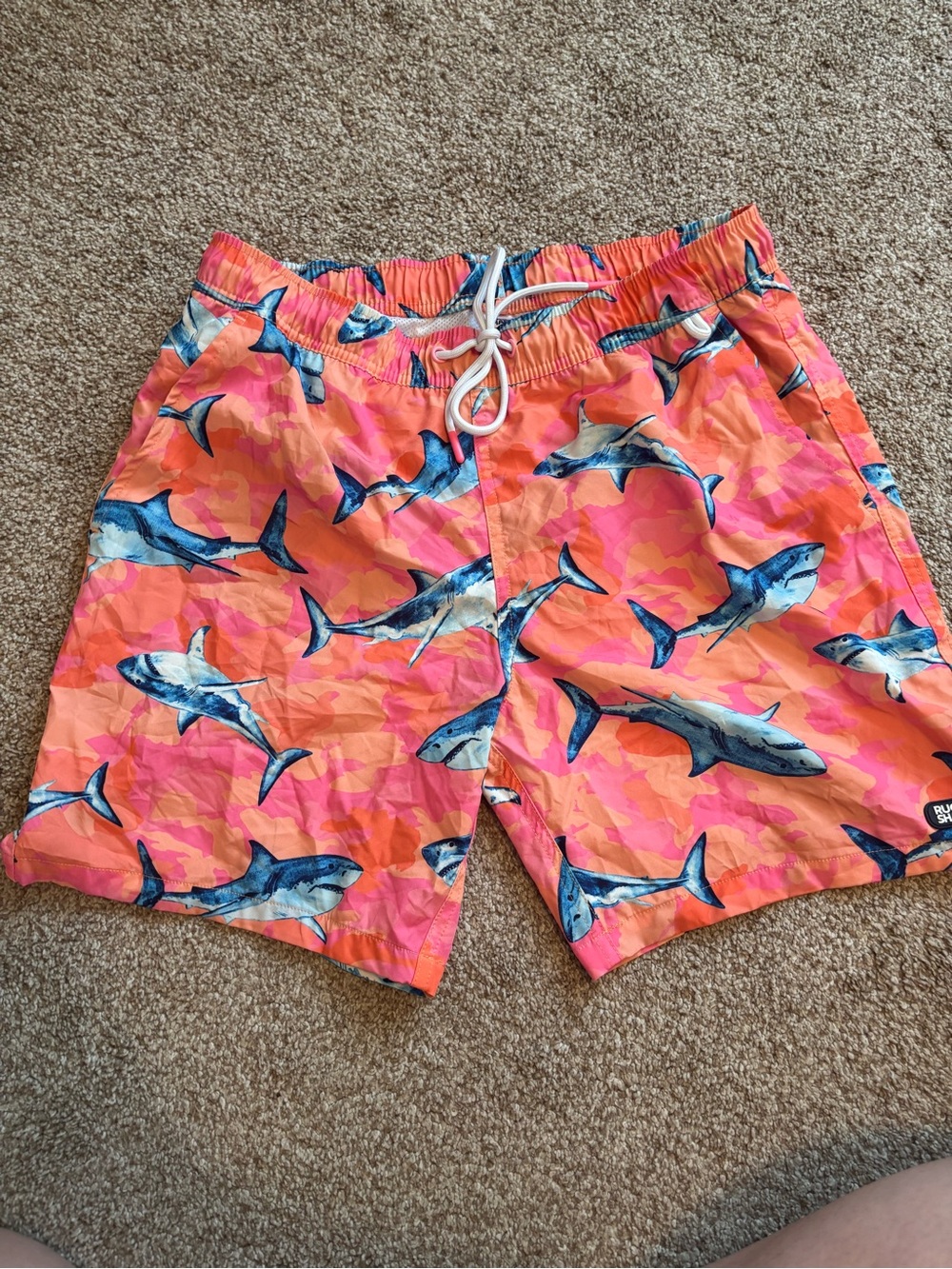 Rugged Shark Men’s Swim Trunks Size M 7 inch inseam w/ lining